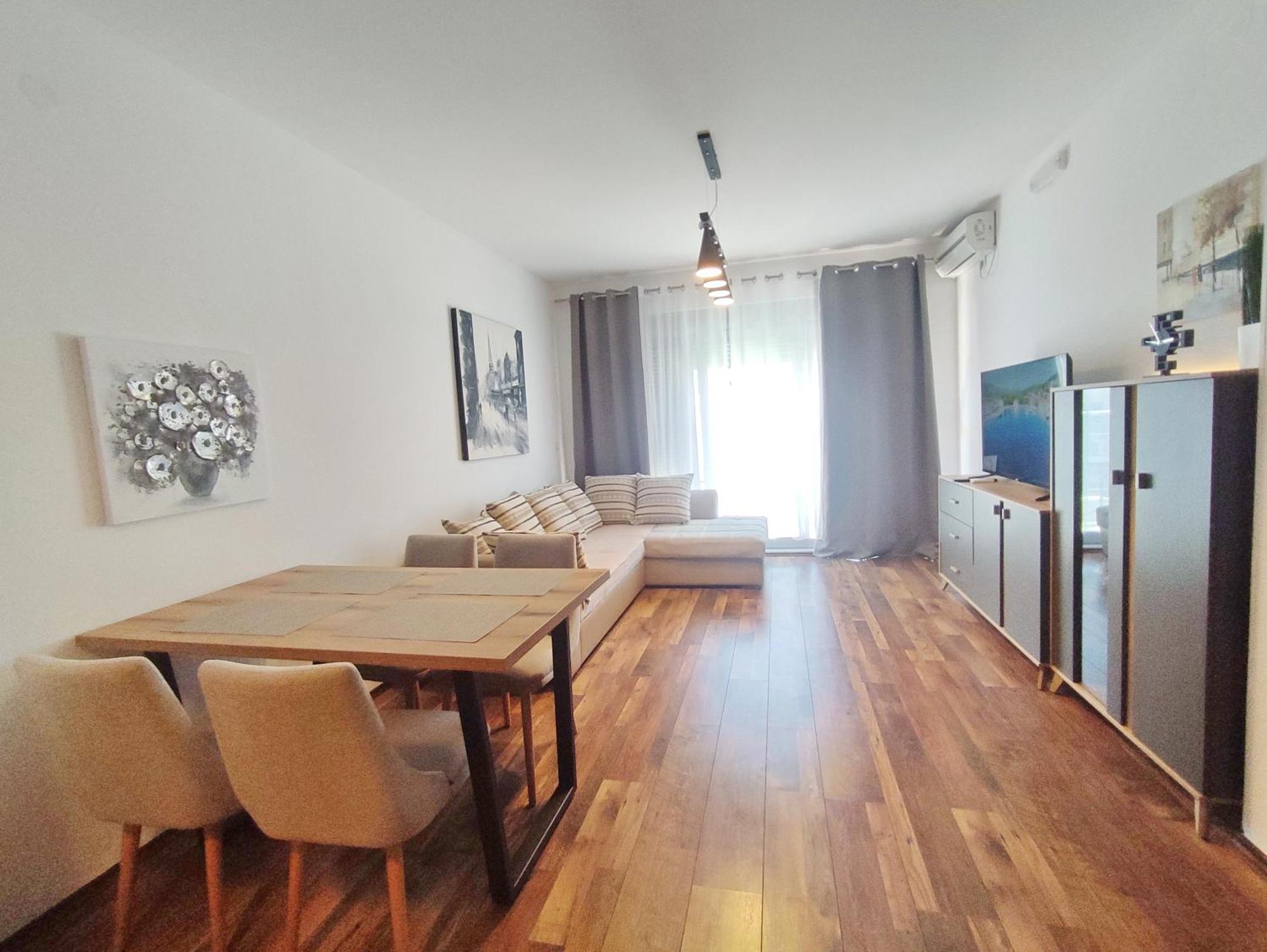Adrialux2 Apartment Budva Luaran gambar